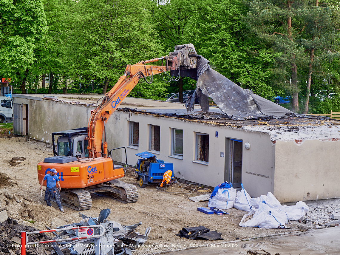 10.05.2022 - Baustelle am Haus für Kinder in Neuperlach
